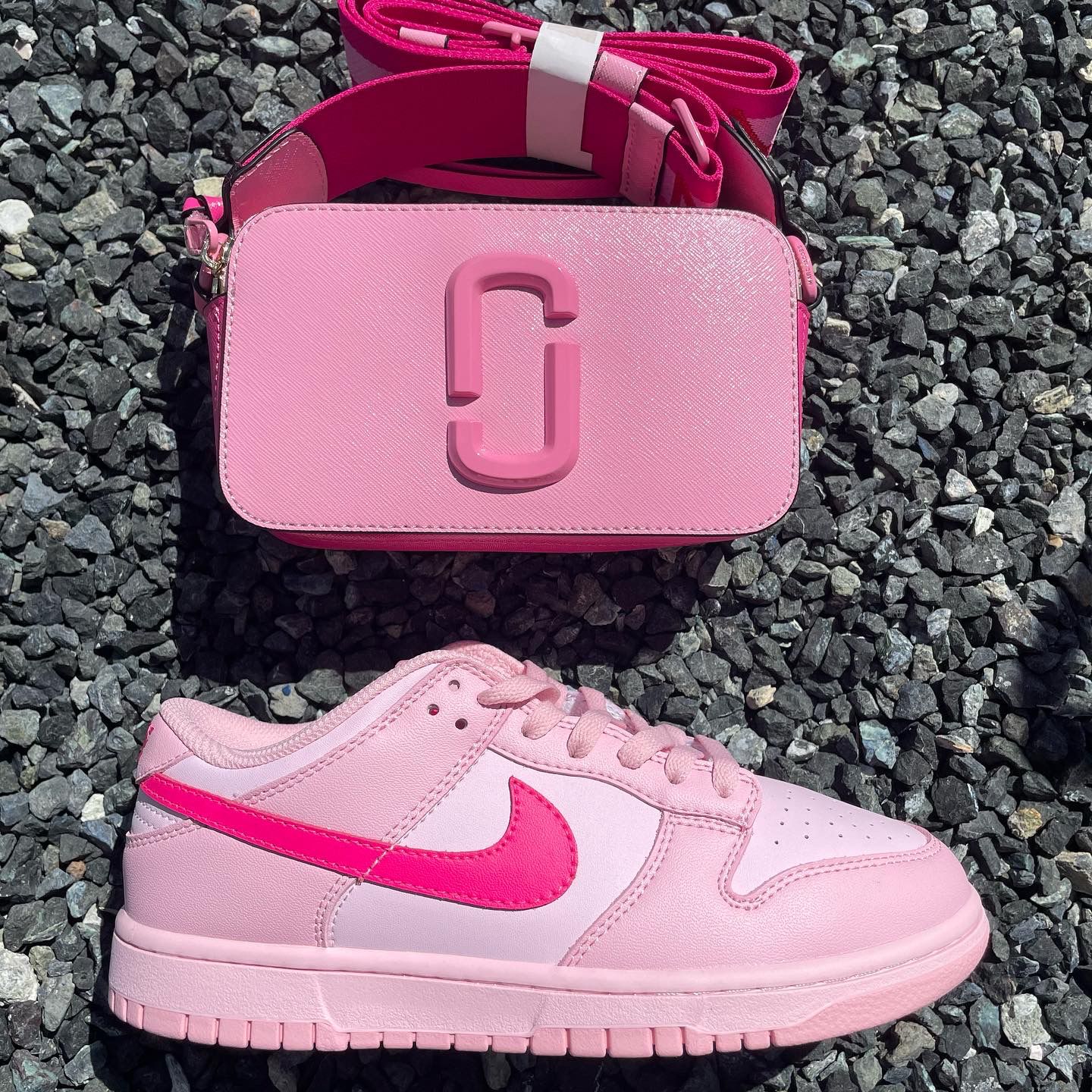 the triple pink marc jacobs purse🩷 - - link in our bio to
